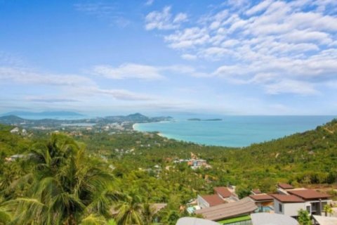 4 bedrooms Villa on the Chaweng Beach, Thailand No. 95944 27