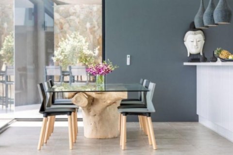 4 bedrooms Villa on the Chaweng Beach, Thailand No. 95944 14