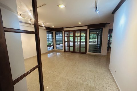 3 bedrooms House in Panama City, Panama No. 110431 6