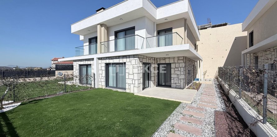 4 dormitorios Villa en Menemen, Turkey No. 124269