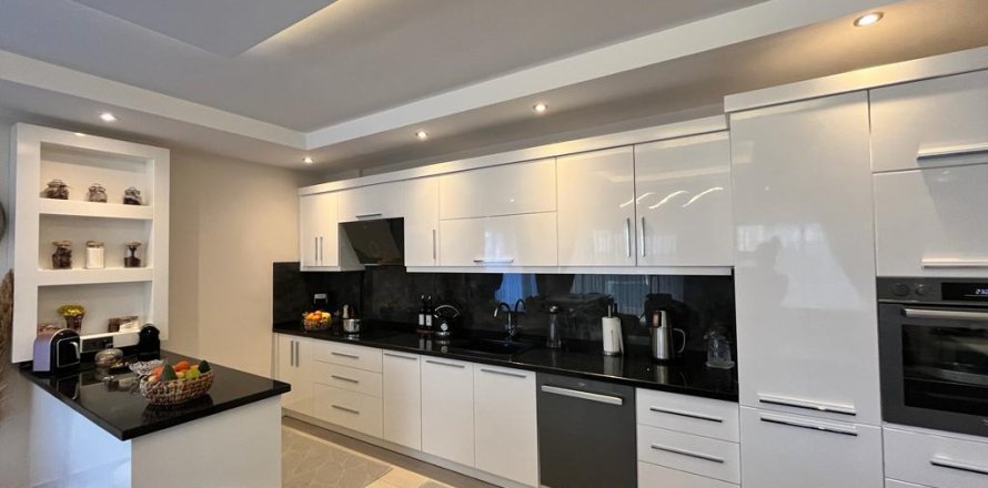 4 rooms Appartement à Kestel, Turkey No. 20869