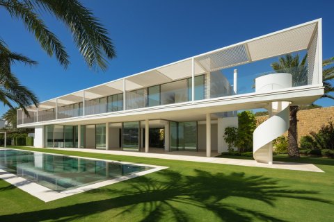 5 dormitorios Villa en Casares, Spain No. 111983