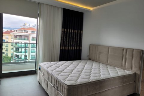 3 bedrooms Penthouse in Tri Phuong, Vietnam No. 13148 3