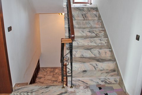 6 bedrooms Villa in Methoni, Greece No. 107961 12