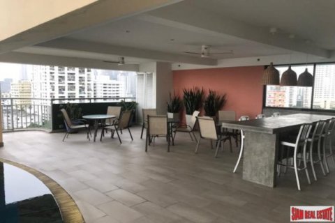 2 bedrooms Apartment in Bangkok, Thailand No. 96895 18