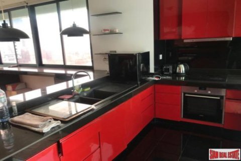 2 bedrooms Apartment in Bangkok, Thailand No. 96895 4