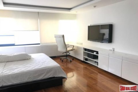 2 bedrooms Apartment in Bangkok, Thailand No. 96895 15