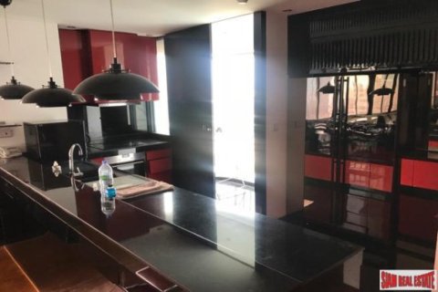 2 bedrooms Apartment in Bangkok, Thailand No. 96895 5