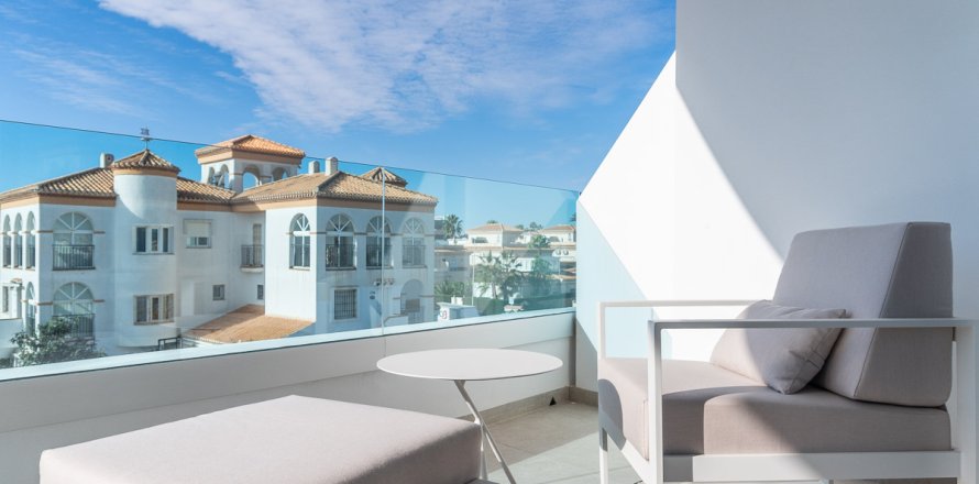 3 dormitorios Apartment en Playa Flamenca II, Spain No. 122838