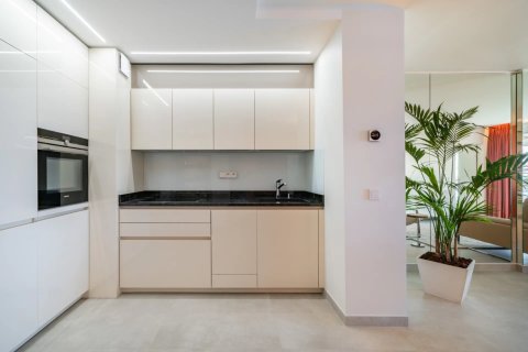 2 bedrooms Apartment in Cannes, France No. 69118 4