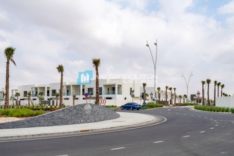 3 bedrooms Townhouse in Thach Than, Vietnam No. 95317 3