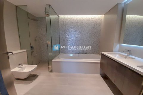 3 bedrooms Townhouse in Thach Than, Vietnam No. 95317 14