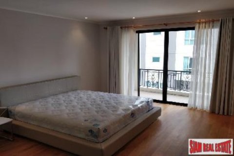 3 bedrooms House in Bangkok, Thailand No. 96536 17