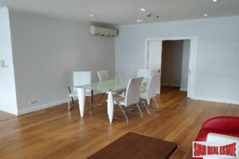 3 bedrooms House in Bangkok, Thailand No. 96536 12