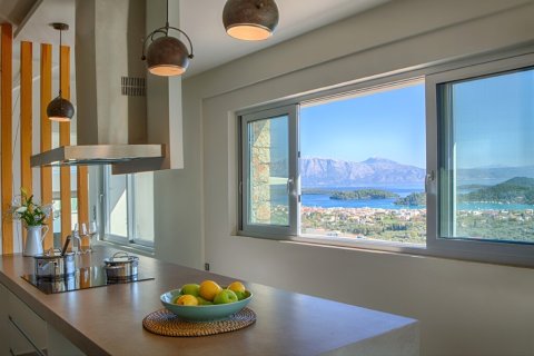 167m² Villa à Lefkada, Greece No. 107215 9