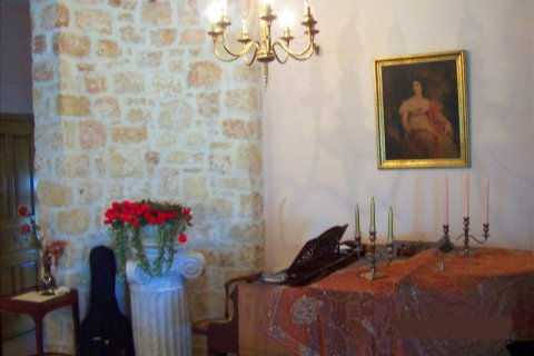 9 bedrooms Villa in Chalkidiki, Greece No. 49109 3