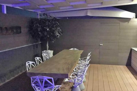 Вилла с 7 спальнями в Лимассол, Кипр №77964 3