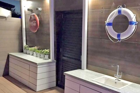 Вилла с 7 спальнями в Лимассол, Кипр №77964 7