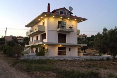 4 bedrooms Building in Polygyros, Greece No. 109340 1