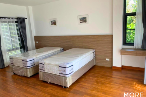 5 bedrooms House in Chiang Mai, Thailand No. 97949 3