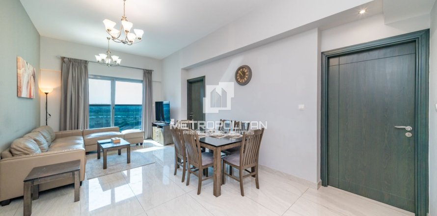 Квартира с 2 спальнями в Бизнес-Бэй, ОАЭ №119876