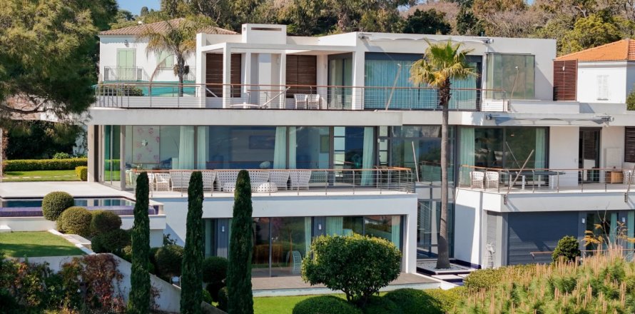 5 bedrooms Villa in Saint-Jean-Cap-Ferrat, France No. 100321