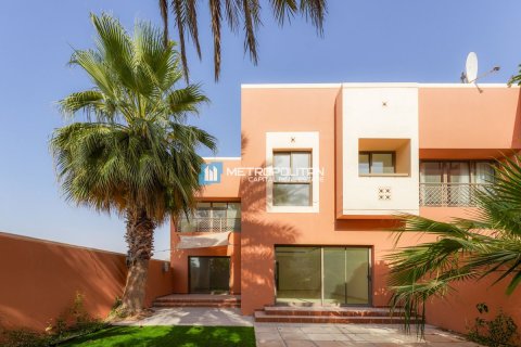 4 bedrooms Villa in Binh Duong, Vietnam No. 117962 1