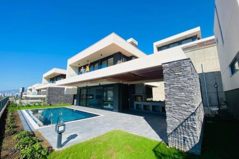 3 bedrooms Villa in Alanya, Turkey No. 113927