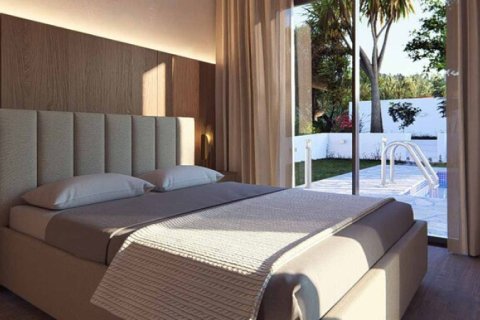 4 bedrooms Villa in Paphos, Cyprus No. 106658 14