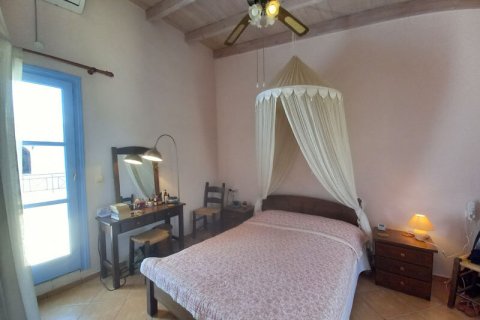 2 bedrooms House in Chania, Greece No. 24008 15