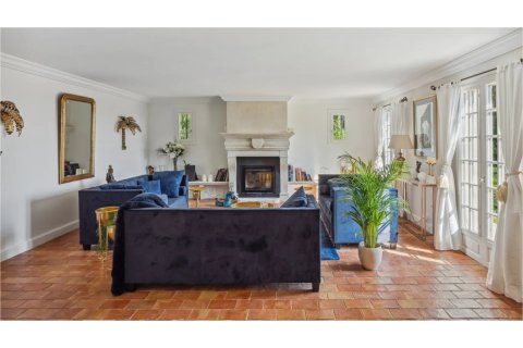 5 dormitorios Villa en Cabris, France No. 67940 8