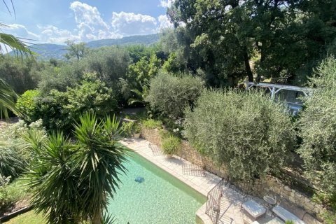 5 dormitorios Villa en Cabris, France No. 67940 6