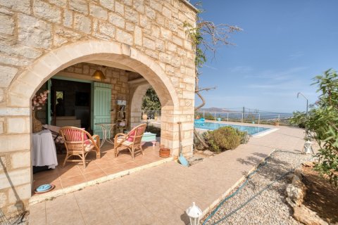 3 bedrooms Villa in Chania, Greece No. 72065 13