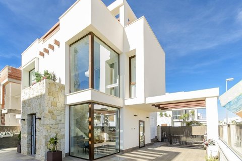 3 bedrooms Villa in Los Montesinos, Spain No. 128832