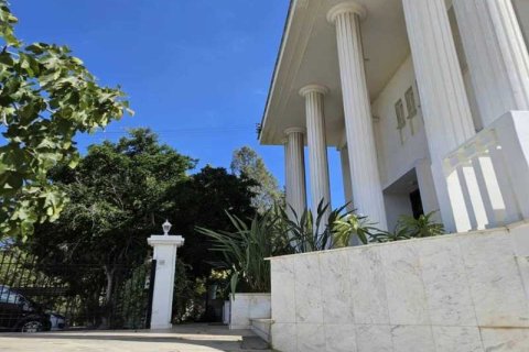 6 dormitorios House en Larnaca, Cyprus No. 80731 4
