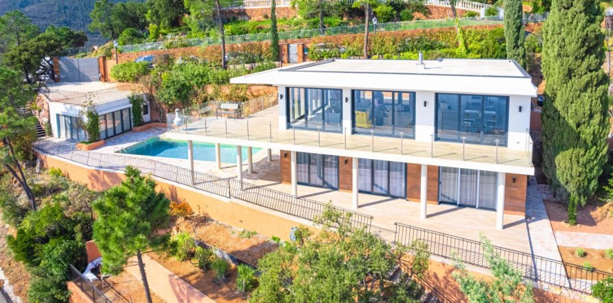 4 chambres Villa à Théoule-sur-Mer, France No. 69124