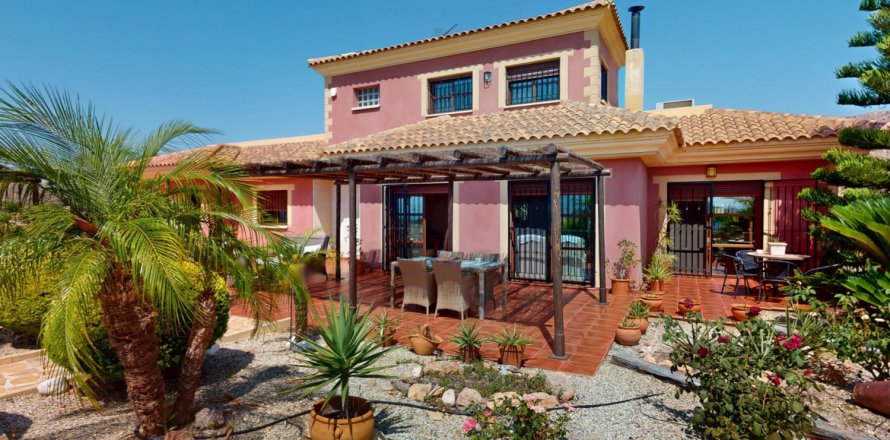 5 bedrooms Villa in Aguilas, Spain No. 112264