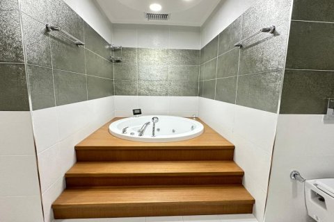 3 rooms Apartment in Tri Phuong, Vietnam No. 21505 15