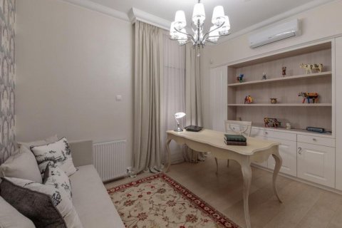 4 bedrooms Villa in Limassol, Cyprus No. 105492 14