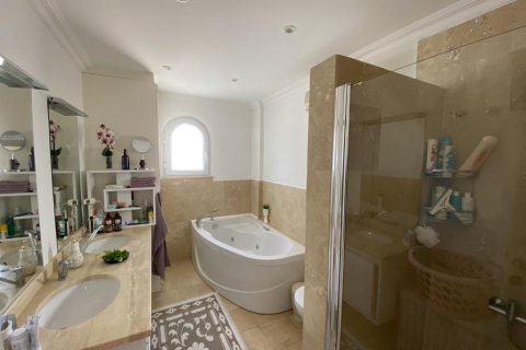 6 rooms Villa in Phong Thanh Tay A, Vietnam No. 21307 3