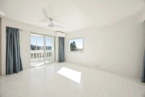4 bedrooms Villa in Cannes, France No. 99785 7