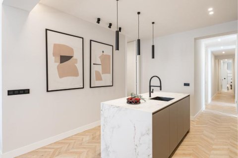 4 bedrooms Apartment in Thanh Son, Vietnam No. 26929 7