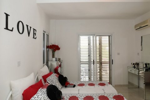 3 bedrooms House in Kissonerga, Cyprus No. 37133 13