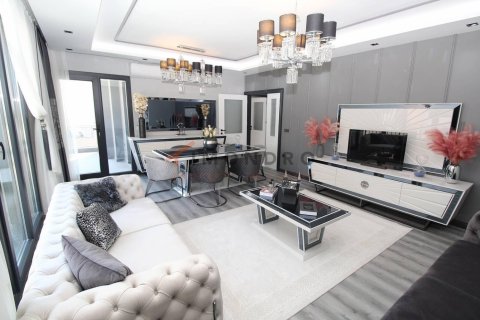 3 bedrooms Apartment in Long Kien, Vietnam No. 17878 4