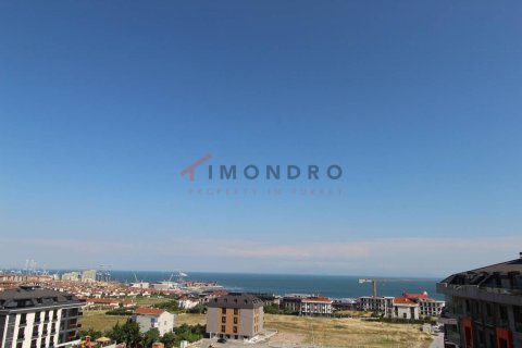 3 dormitorios Apartment en Beylikduezue, Turkey No. 17878