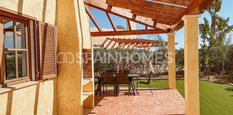 4 dormitorios Villa en Cuevas del Almanzora, Spain No. 121125