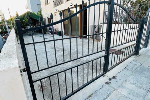 6 bedrooms House in Agios Athanasios, Cyprus No. 29863 3