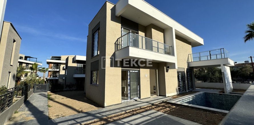 3 bedrooms Villa in Urla, Turkey No. 17505