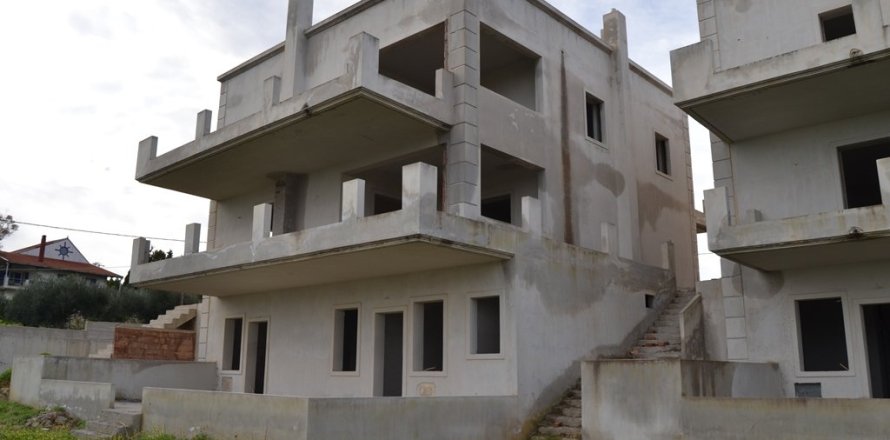 6 bedrooms Business in Gazi, Greece No. 57653