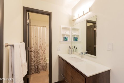3 bedrooms Condo  in Vail, USA No. 77831 11